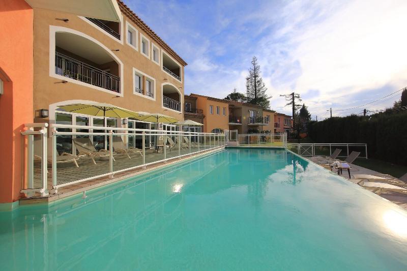 Aparthotel Adonis Mougins Exteriér fotografie